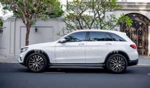 Xe Mercedes Benz GLC 200 4Matic 2022