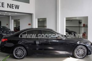 Xe Mercedes Benz C300 AMG 2023