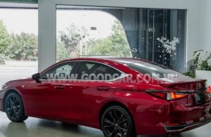 Xe Lexus ES 250 F Sport 2022