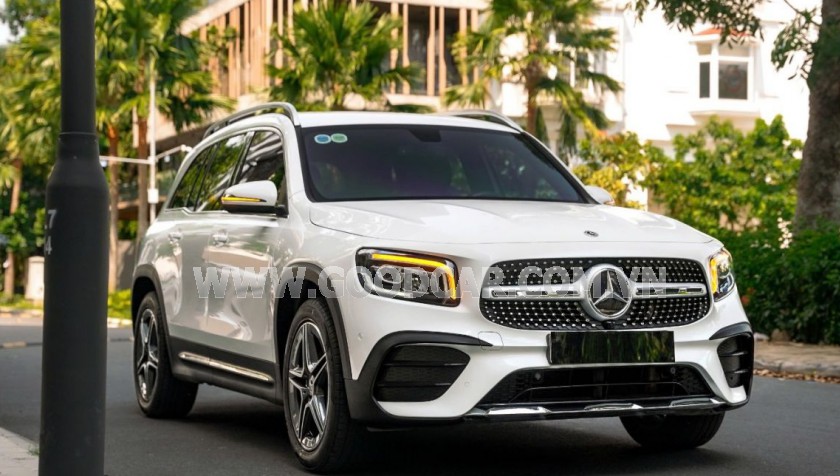 Mercedes Benz GLB 200 AMG