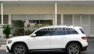 Xe Mercedes Benz GLB 200 AMG 2021