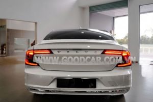 Xe Volvo S90 LWB Ultimate B6 AWD 2022