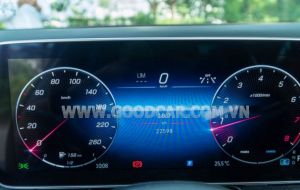 Xe Mercedes Benz GLC 300 4Matic 2023