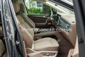 Xe Volkswagen Viloran Luxury 2024