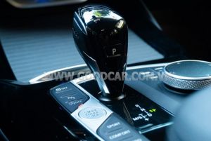 Xe BMW X3 sDrive20i 2024