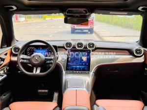 Xe Mercedes Benz GLC 300 4Matic 2023