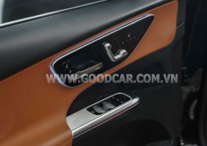Xe Mercedes Benz GLC 200 4Matic 2023