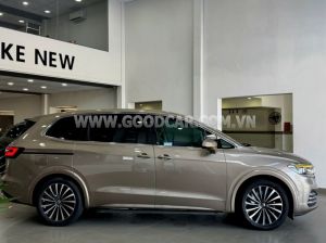 Xe Volkswagen Viloran Luxury 2024