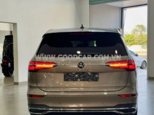 Xe Volkswagen Viloran Luxury 2024