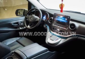 Xe Mercedes Benz V250 AMG 2023