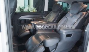 Xe Mercedes Benz V250 AMG 2023