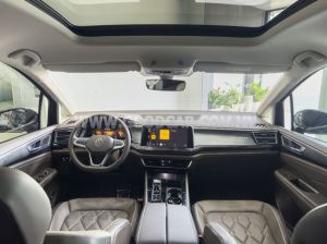Xe Volkswagen Viloran Luxury 2024
