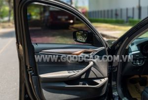 Xe BMW 520i 2022