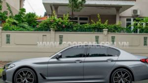 Xe BMW 520i M Sport 2023