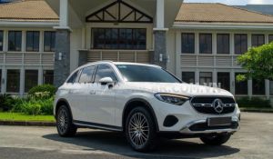 Xe Mercedes Benz GLC 200 4Matic 2023