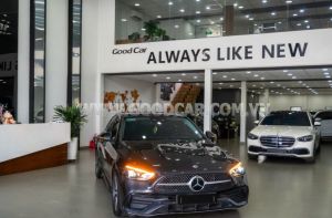 Xe Mercedes Benz C300 AMG 2023