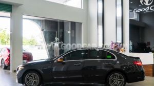 Xe Mercedes Benz C300 AMG 2023
