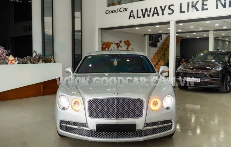 Bentley Continental GTC V8