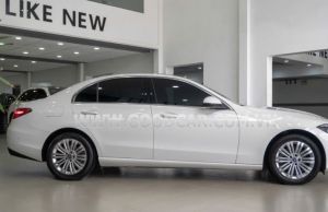 Xe Mercedes Benz C200 Avantgarde 2023