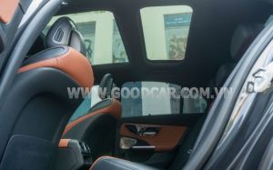 Xe Mercedes Benz C300 AMG 2022
