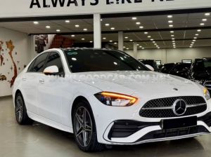 Xe Mercedes Benz C300 AMG 2023