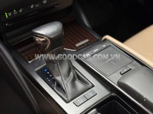Xe Lexus ES 250 2019