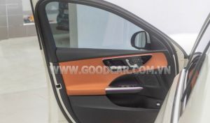 Xe Mercedes Benz C200 Avantgarde 2025