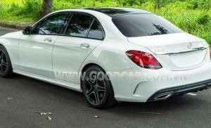 Xe Mercedes Benz C300 AMG 2021