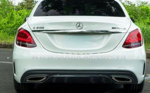 Xe Mercedes Benz C300 AMG 2021