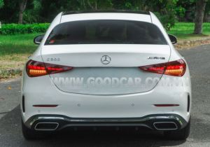 Xe Mercedes Benz C300 AMG 2025