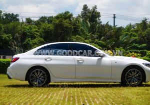 Xe BMW 320i M Sport 2022