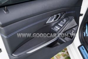 Xe BMW 320i M Sport 2022