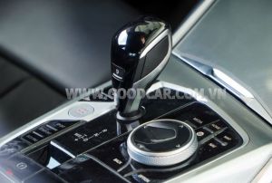 Xe BMW 320i M Sport 2022