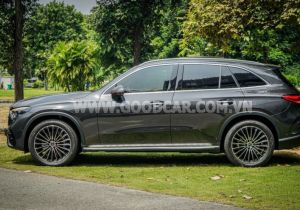 Xe Mercedes Benz GLC 300 4Matic 2023