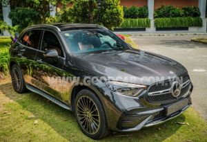 Xe Mercedes Benz GLC 300 4Matic 2023
