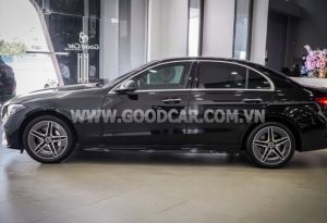 Xe Mercedes Benz C300 AMG 2022
