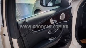 Xe Mercedes Benz E200 Exclusive 2022