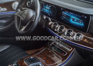 Xe Mercedes Benz E200 Exclusive 2022