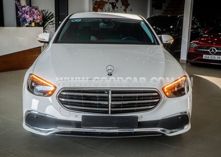 Mercedes Benz E200 Exclusive